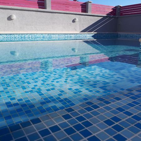 Helles Doppelzimmer Mit Bad, Terrasse Und Pool, Seperater Eingang, Liznjan, Istrien 外观 照片